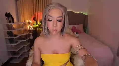 Goddess Ayumi online show from 01-06-26, 11:14