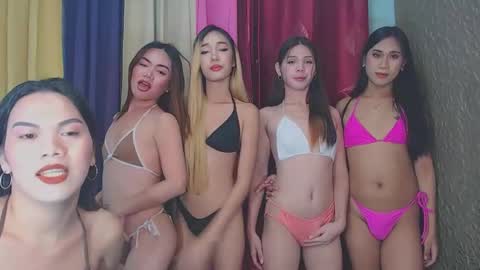 Snapshot of livefuckers_dual chatting on 12-05-25, 04:54 via kyle keva medusa dana online show from 12-05-25, 04:54