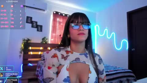 Snapshot of livfabi_ chatting on 10-01-25, 04:57 Livfabi online show from 10-01-25, 04:57