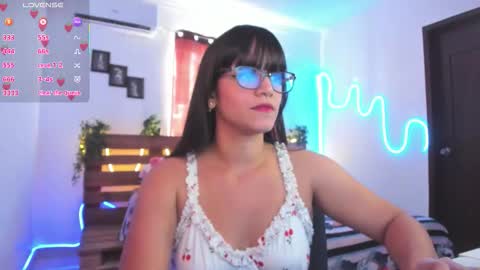 Snapshot of livfabi_ chatting on 11-05-25, 05:02 Livfabi online show from 11-05-25, 05:02