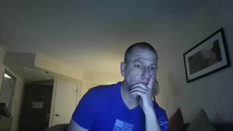 Snapshot of livinlife4now25 chatting on 12-20-25, 11:28 livinlife4now25 online show from 12-20-25, 11:28