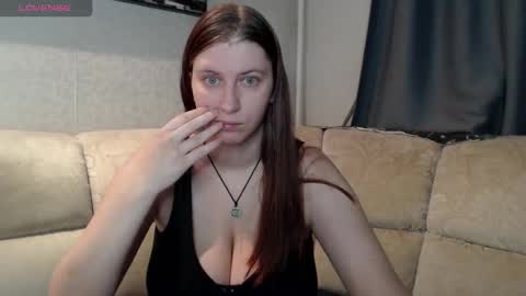 Snapshot of liyasilve chatting on 10-15-25, 02:06 Liya Silve online show from 10-15-25, 02:06