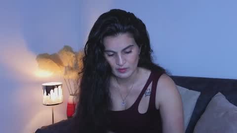 Snapshot of liz_devine chatting on 01-20-25, 02:14 liz online show from 01-20-25, 02:14