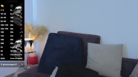 Snapshot of liz_devine chatting on 01-21-25, 03:10 liz online show from 01-21-25, 03:10