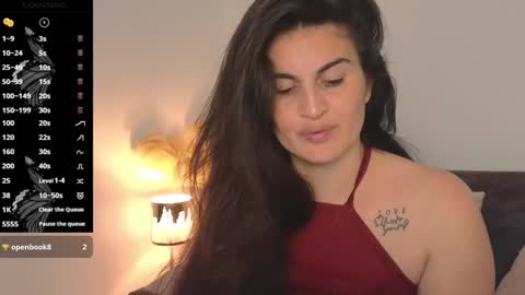 Snapshot of liz_devine chatting on 02-06-25, 04:25 liz online show from 02-06-25, 04:25