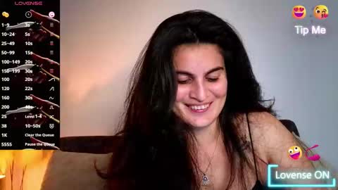 Snapshot of liz_devine chatting on 03-08-25, 02:01 liz online show from 03-08-25, 02:01