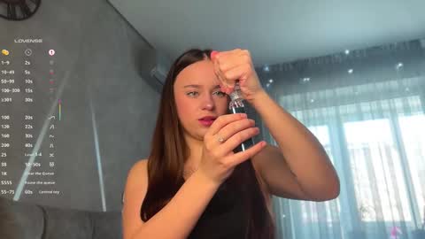 Snapshot of liza_crown chatting on 02-10-26, 08:40 Liza online show from 02-10-26, 08:40