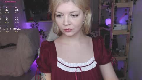 Snapshot of liza_wet chatting on 03-02-25, 07:10 Liza Wet online show from 03-02-25, 07:10