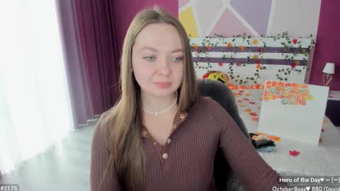 Girl next door online show from 10-07-25, 11:40