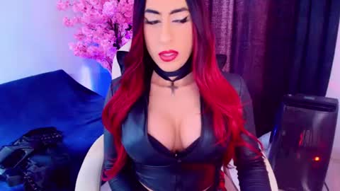 Snapshot of lizagothdoll chatting on 07-09-26, 12:09 Liza Goth online show from 07-09-26, 12:09