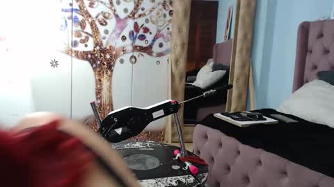 Snapshot of lizhcarther chatting on 10-17-25, 03:20 lizhcarther online show from 10-17-25, 03:20