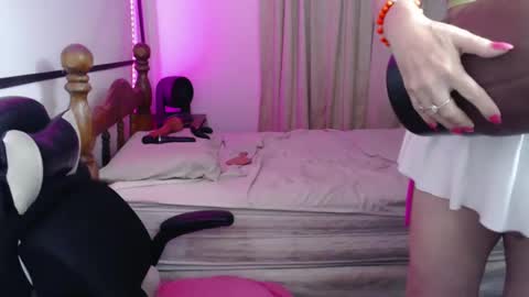 Lizi Chery Strawbery online show from 02-06-25, 10:48