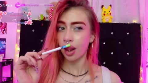 Snapshot of lizz_bela1 chatting on 12-19-25, 11:23 Lizz online show from 12-19-25, 11:23