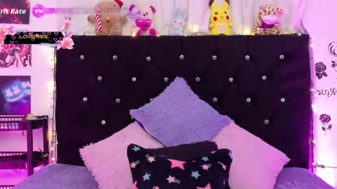 Snapshot of lizz_bela1 chatting on 02-21-26, 10:00 Lizz online show from 02-21-26, 10:00