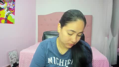 lizza online show from 10-16-25, 01:12