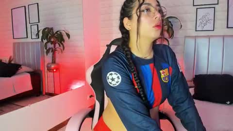  Lizzie  online show from 02-13-26, 12:01