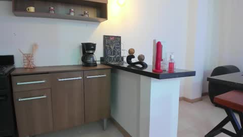 lizzie_williamss online show from 10-07-25, 03:04