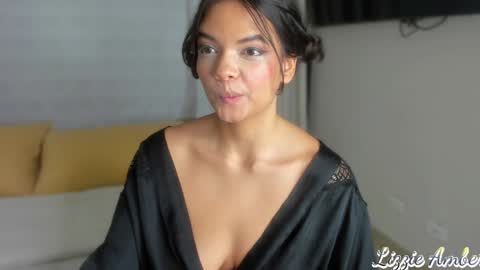 lizzieamber online show from 01-22-25, 10:18