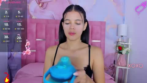 Snapshot of lizzmartin chatting on 02-26-25, 07:38 Sweet Lizz online show from 02-26-25, 07:38