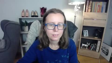 Lizzy online show from 11-06-25, 05:41