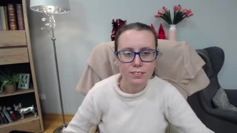 Lizzy online show from 02-12-26, 05:57