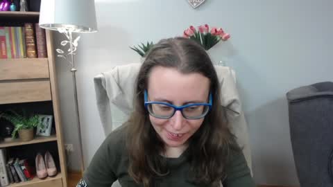 Lizzy online show from 03-31-26, 04:24