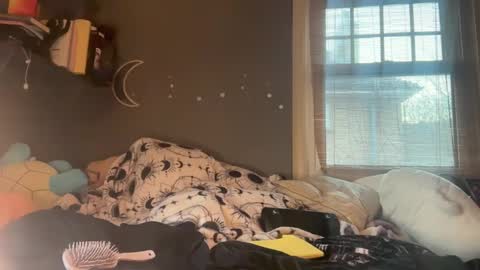 Snapshot of lizzyylovesick chatting on 03-01-25, 05:05 lizzybunny online show from 03-01-25, 05:05