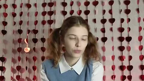 Lesly online show from 02-13-25, 03:24