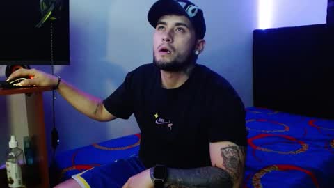 Snapshot of lliamm_2 chatting on 01-16-26, 05:44 lliamm 2 online show from 01-16-26, 05:44