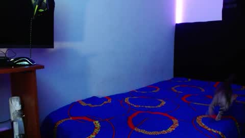 Snapshot of lliamm_2 chatting on 01-18-26, 05:33 lliamm 2 online show from 01-18-26, 05:33