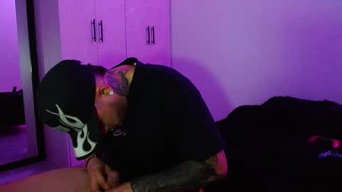 Snapshot of lliamm_2 chatting on 02-14-26, 06:43 lliamm 2 online show from 02-14-26, 06:43