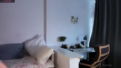 Arina online show from 02-21-25, 08:29