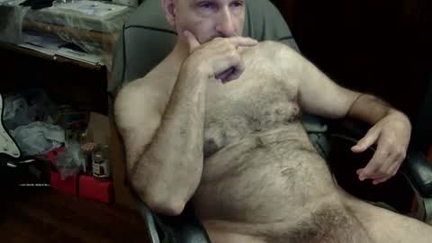 Snapshot of loades182025 chatting on 09-27-25, 05:23 loades182025 online show from 09-27-25, 05:23