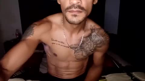 Snapshot of lobitorivera2308 chatting on 09-21-25, 04:47 LOBO online show from 09-21-25, 04:47