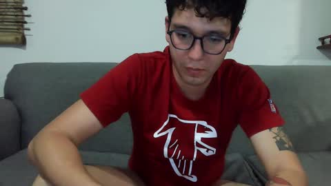 Snapshot of lobomx19 chatting on 02-15-25, 03:20 Lobo online show from 02-15-25, 03:20