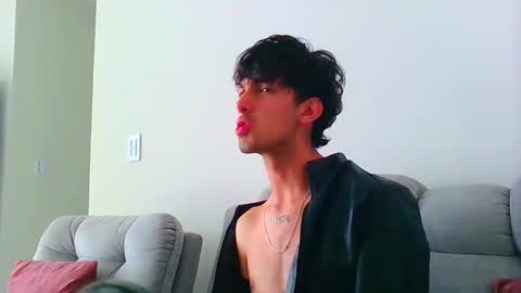 logaan_grey online show from 01-05-25, 04:06