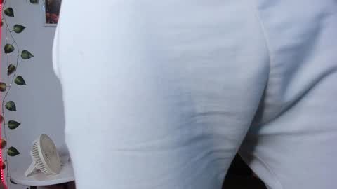 Snapshot of logan_drakex chatting on 03-02-25, 03:45 LOGAN DRAKE online show from 03-02-25, 03:45