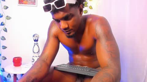 Snapshot of logan_drakex chatting on 03-06-25, 02:09 LOGAN DRAKE online show from 03-06-25, 02:09