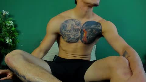 logan_griffin online show from 10-07-25, 04:09