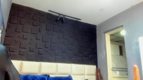 logan_varela online show from 12-18-24, 10:30