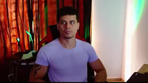 Snapshot of loganandrwz chatting on 02-13-26, 05:42 Loganandrwz online show from 02-13-26, 05:42