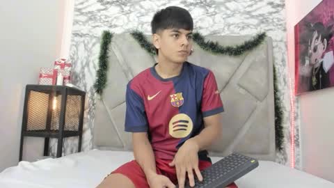 loganjhonson online show from 12-23-25, 03:26