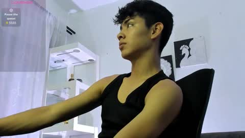 logantwink18 online show from 09-10-25, 12:05