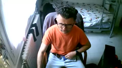 lokoum39 online show from 04-16-26, 12:17