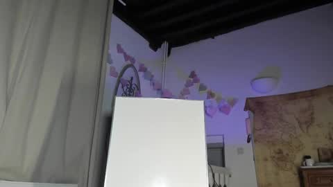 lola_belgium online show from 03-03-25, 09:05