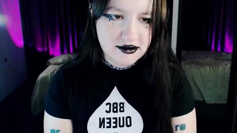 Lola Chi online show from 12-22-25, 06:32