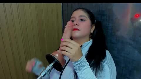 lola online show from 10-14-25, 12:06