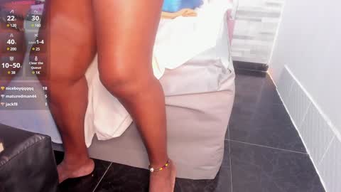 Snapshot of lola_hornei chatting on 01-02-25, 02:13 Lola online show from 01-02-25, 02:13