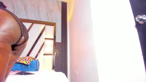 Lola online show from 11-01-25, 11:34