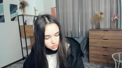 Melina online show from 02-11-26, 09:03